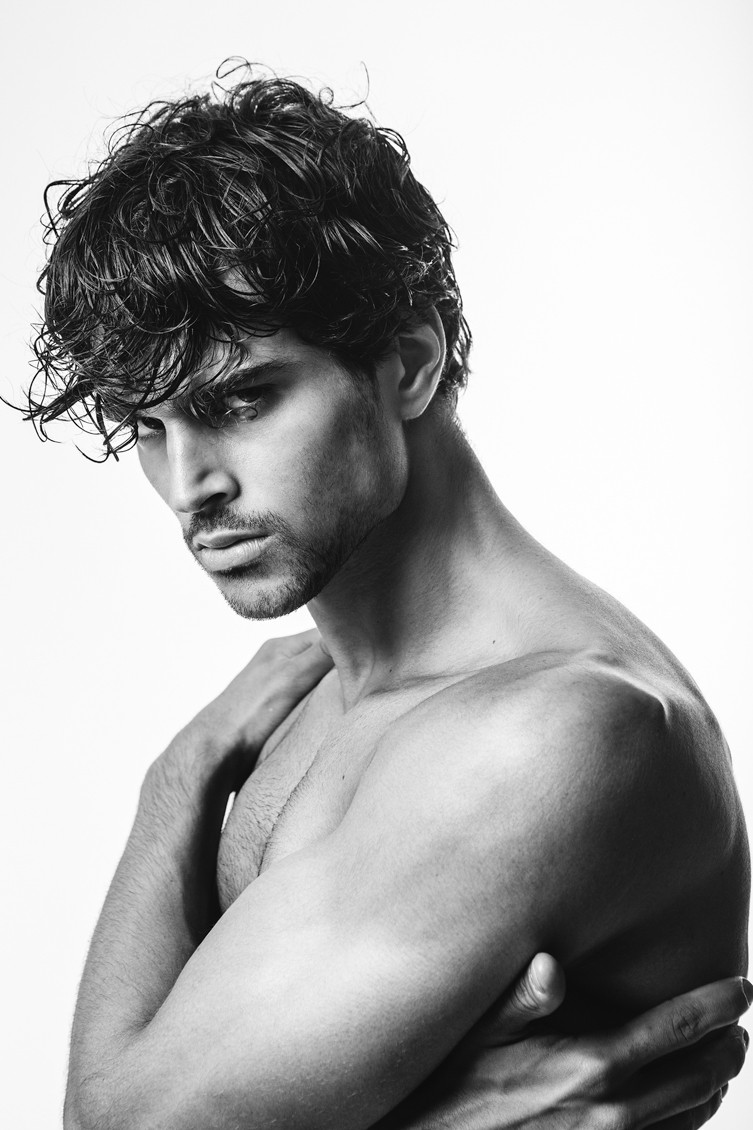 Ruy Andrade by Luis de la Luz